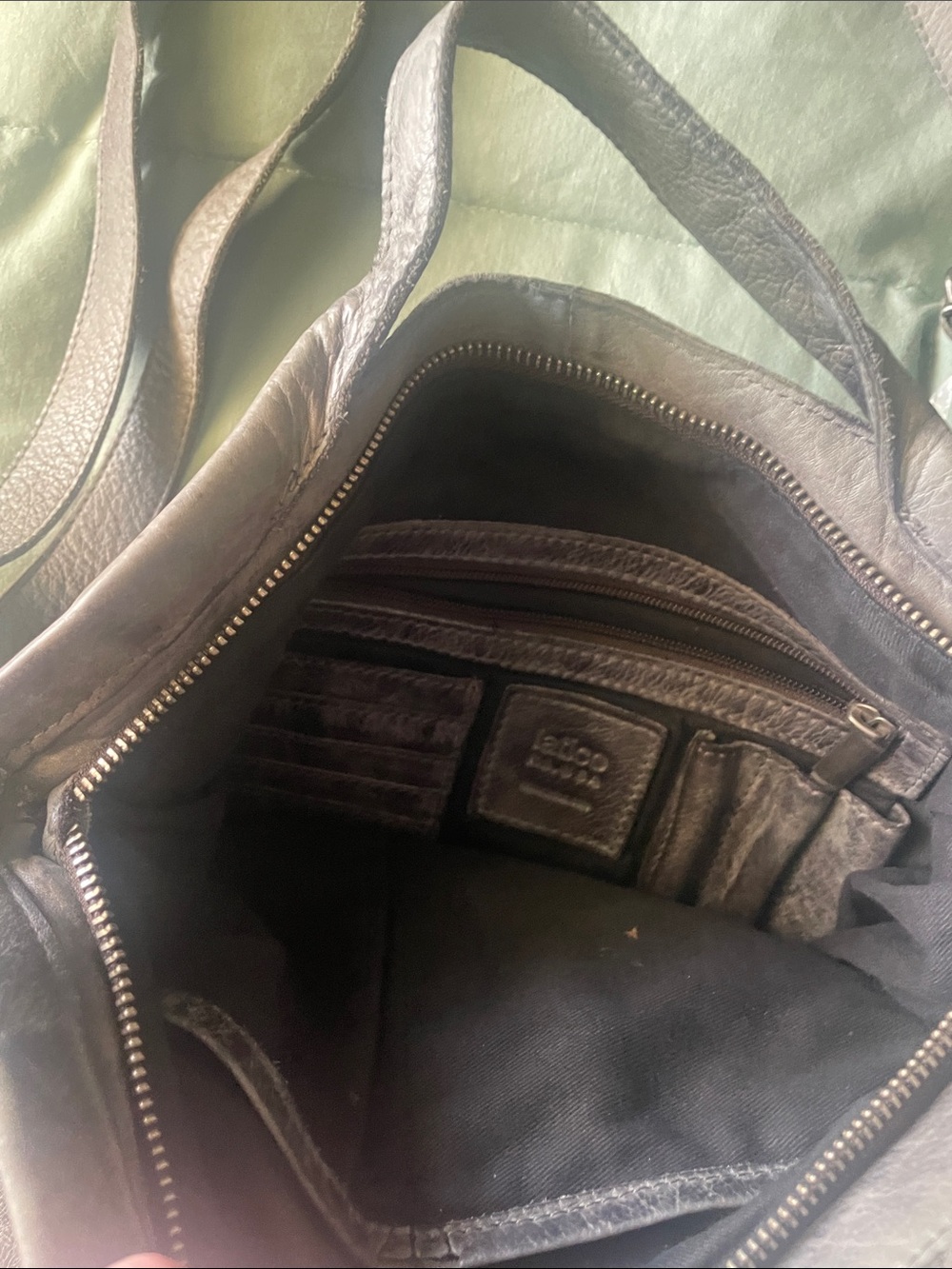 latico Metallic Gray Leather Shoulder Bag with Front Pocket - Picture 4 of 6